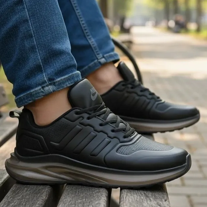 کفش اسپرت مردانه سایز بزرگ 43 تا 47 آدیداس مشکی مناسب پیادهروی و طبیعتگردی