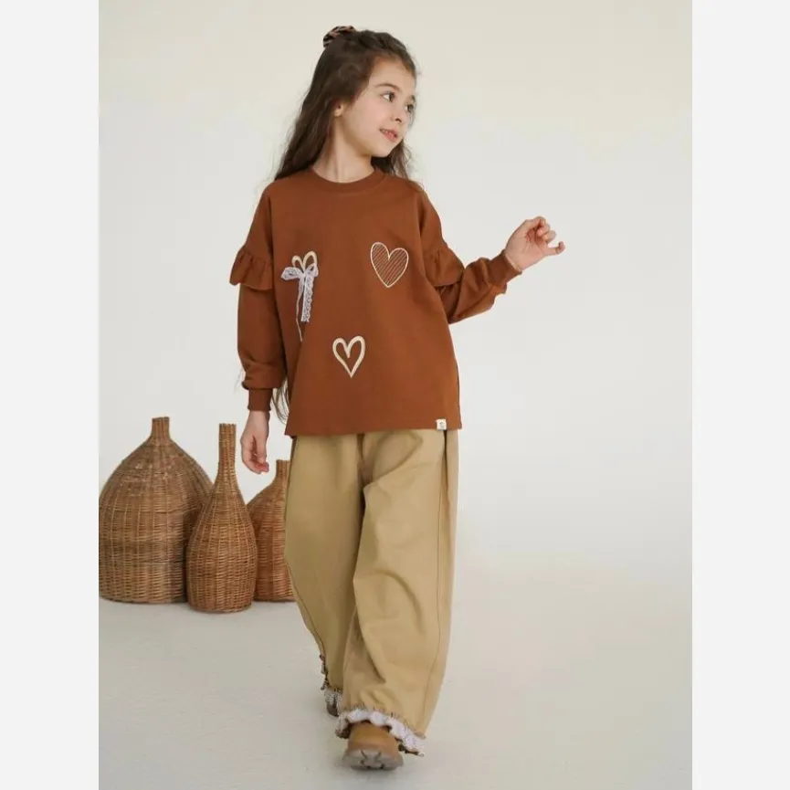 ست بلوز و شلوار بگ دخترانه طرح قلب گیپور جنس دورس و کتان سایز 50 تا 65