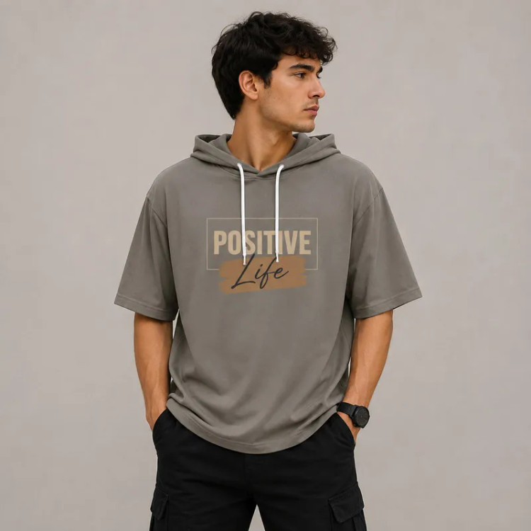 تی شرت مردانه کلاهدار پنبه ای طرح حروف مدل positive