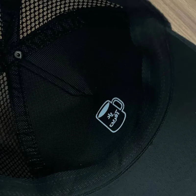 کلاه کپ پاد آفرین مدل فوتبالی بارسلونا کد 691 جنس کتان طرح تیم ورزشی مناسب روزمره اسپرت